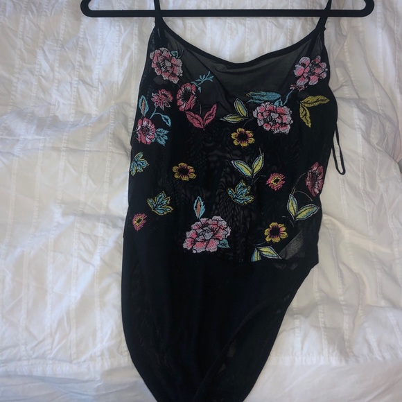 Body Manches Longues Zara à Col V Et Nouage - Imprimé Floral, Taille M